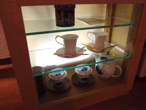 強羅花扇（神奈川県足柄下郡箱根町）の部屋のカップと湯飲み類