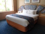 シェラトン・ミラージュポートダグラスリゾート（オーストラリア・ポートダグラス）の部屋のベッド