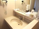 ANAクラウンプラザホテル成田(千葉県成田市)の部屋のバスルーム洗面台