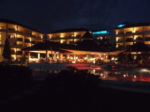 シークレッツ・セント・ジェームズ・モンテゴベイ(ジャマイカ・モンテゴベイ) Secrets St. James Montego Bay(Montego Bay, Jamaica)のホテル夜景