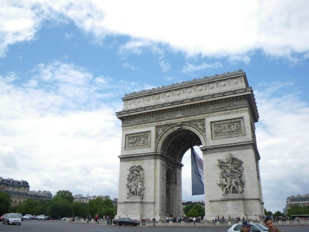 フランス、パリの凱旋門
