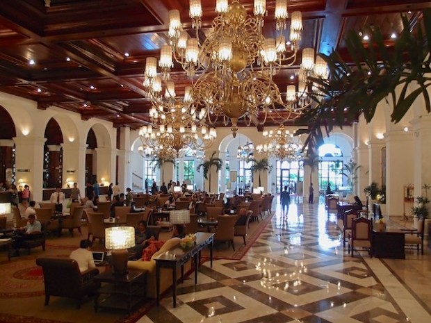 フィリピンマニラ、マニラホテルのロビー