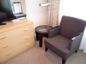 ブリーズベイホテルリゾート＆スパ(神奈川県横浜市)の部屋のソファ