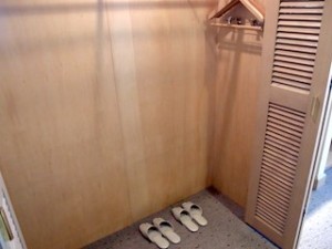 ブリーズベイホテルリゾート＆スパ(神奈川県横浜市)の部屋のクローゼット部分