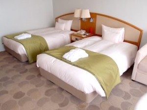 観音崎京急ホテル(神奈川県横須賀市)の部屋のベッドスペース