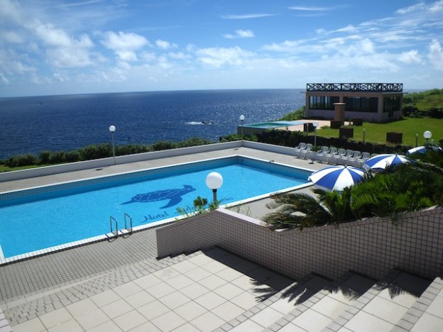 八丈島、ホテルリード・アズーロのプール