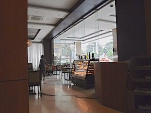 ハロルズホテル(フィリピン・セブ島)の1階レストラン