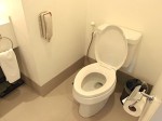 ハロルズホテル(フィリピン・セブ島)の部屋のトイレ