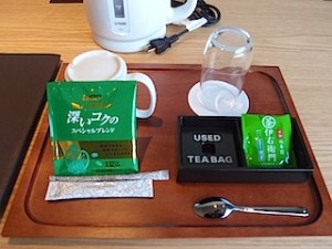 心乃間間[このまま]（旅館、熊本県南阿蘇郡）の部屋「風の音」のお茶セット