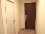 指宿白水館（鹿児島県指宿市）の部屋、薩摩客殿253号室の入口とバスルーム口
