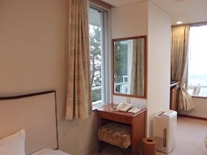 指宿白水館（鹿児島県指宿市）の部屋、洋室化粧台部分