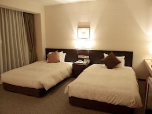 ホテルハーヴェスト箱根甲子園(神奈川県足柄郡箱根町)の部屋、ベッド全体