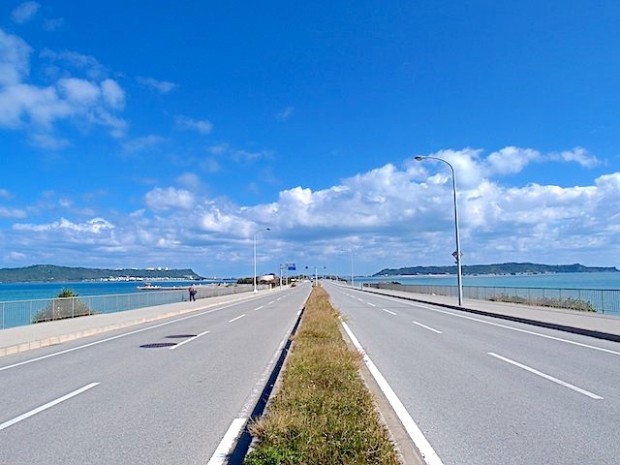 沖縄の海中道路
