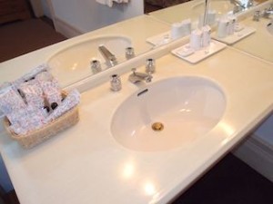 富士屋ホテルの西洋館の92号室の洗面台