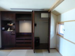 星のや竹富島のベッドルーム内のクローゼット