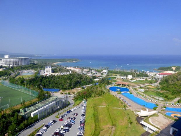 オキナワマリオットリゾート＆スパの部屋からの景色(The view of the room of Marriott Resort & Spa, Okinawa-ken Japan)